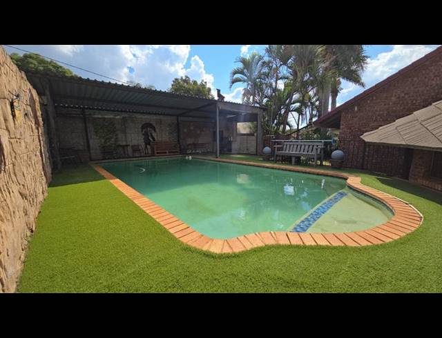 4 BEDROOM HOUSE FOR SALE IN DORANDIA
